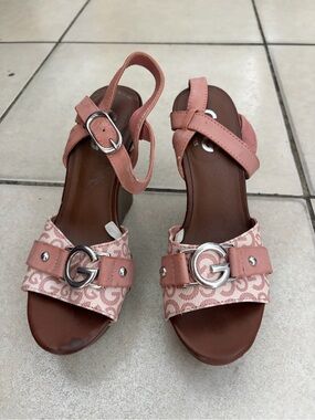 GBG Los Angeles Pink Logo G-Emblem Heeled Sandals